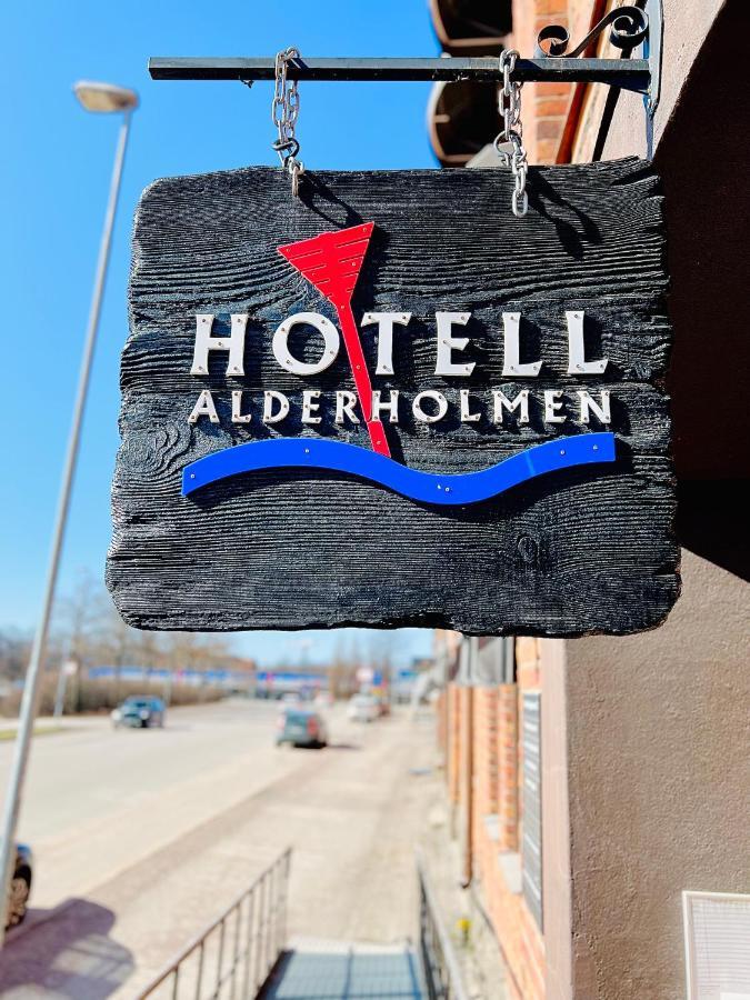 Hotell Alderholmen Gävle Buitenkant foto
